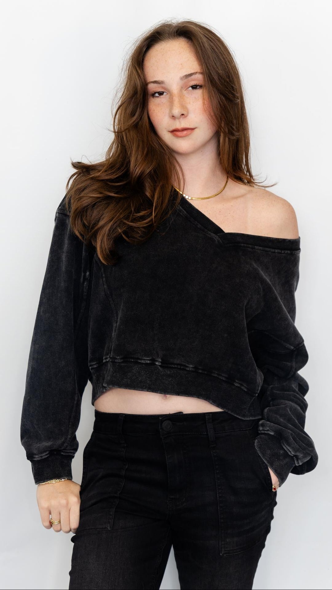 Snow Wash V-Neck Sweatshirt