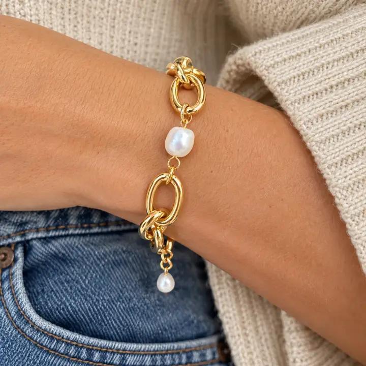 Gold Oval Link Bracelet with Baroque Pearls - Abide Boutique