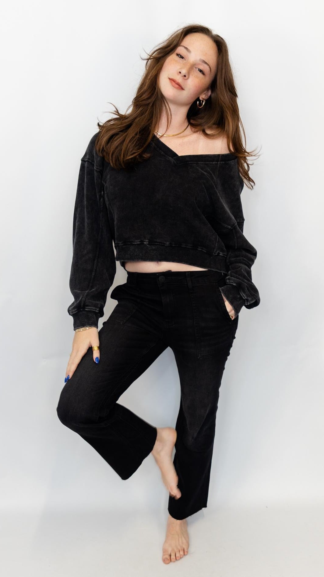 Snow Wash V-Neck Sweatshirt