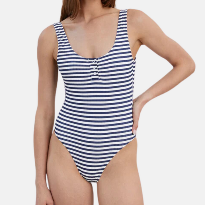 The Luela One Piece