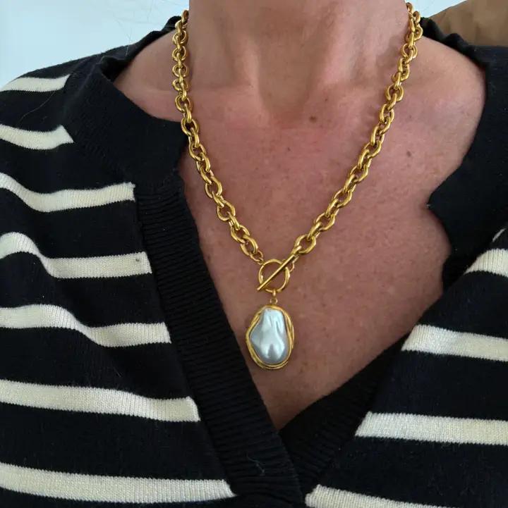 Pearl Drop Necklace