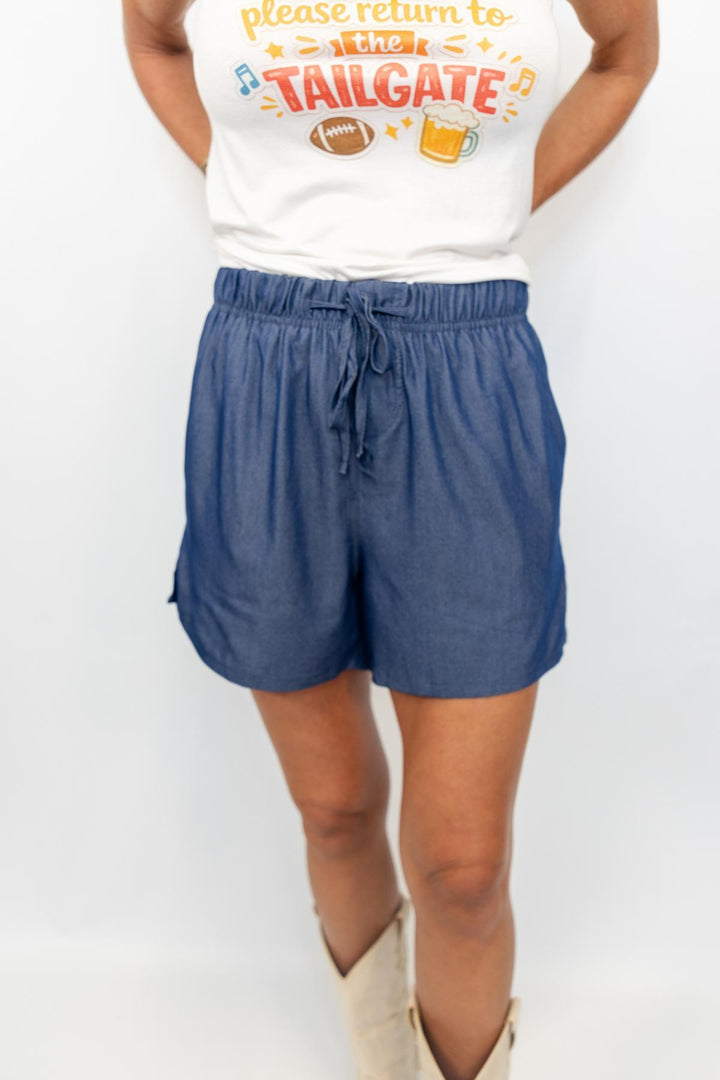Elastic Waist Drawstring Shorts