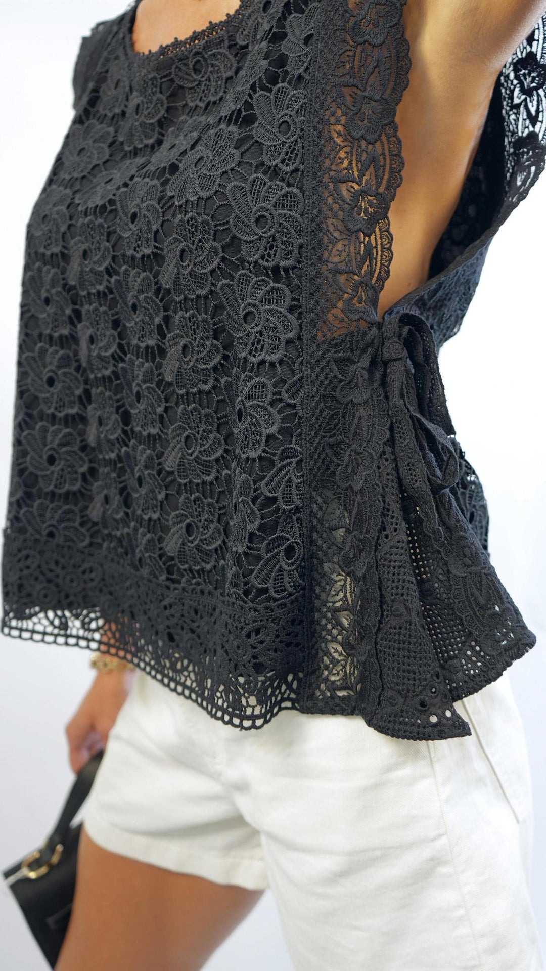 Black Floral Lace Sleeveless Top