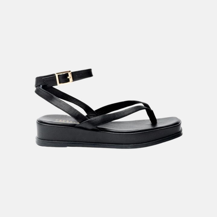 Kara Sandal