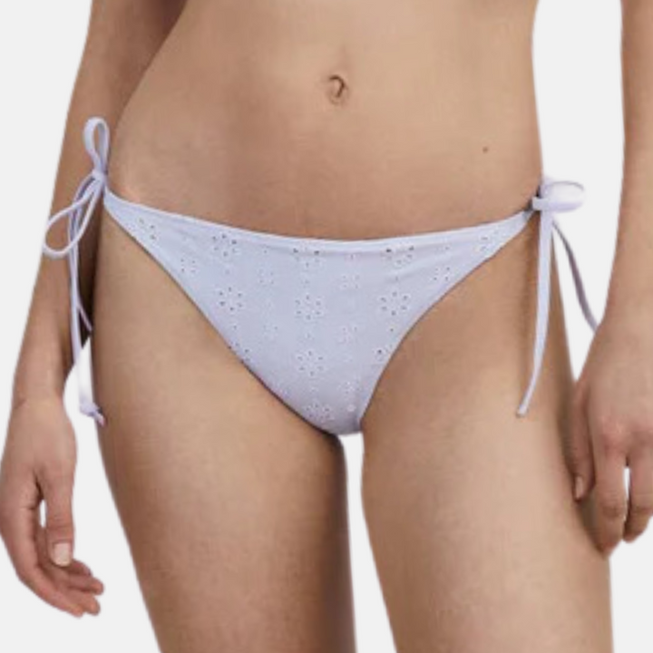 Iris Eyelet Bottom-Lilac