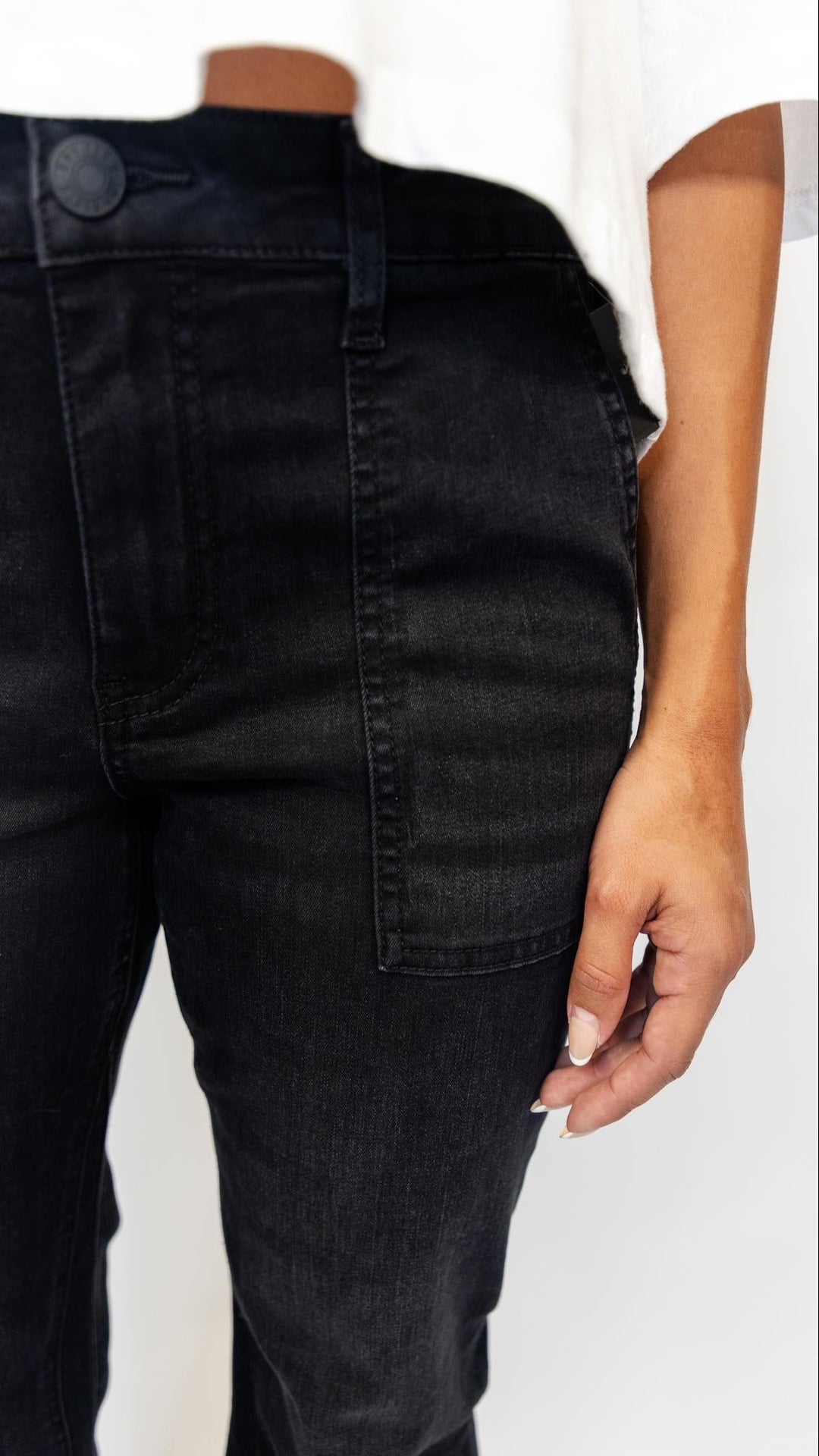 Kelsey Porkchop Pockets Black