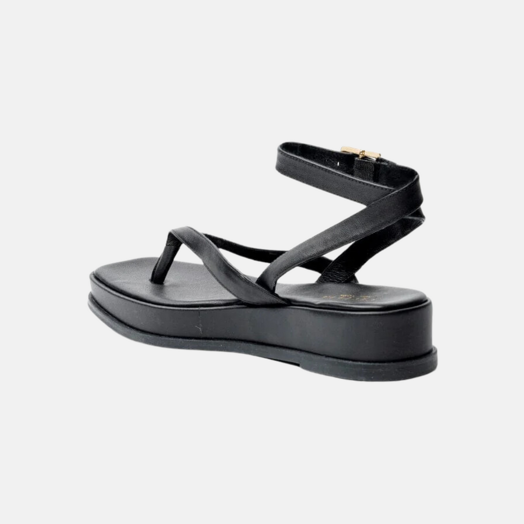 Kara Sandal